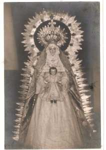 1937. La Santísima Virgen en el oratorio II