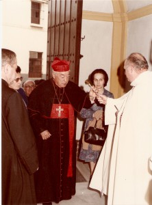 1984. función principal. Imposición primera medalla de oro de la hermandad