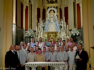 2011. Entrega del llamador del paso de la Virgen del Águila a nuestra cuadrilla de costaleros